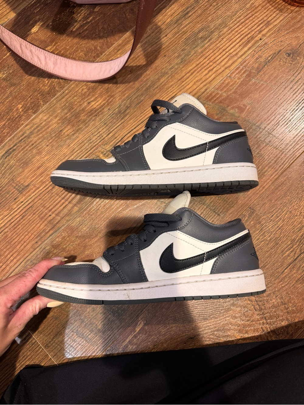 Air Jordan 1 Low Sneakers